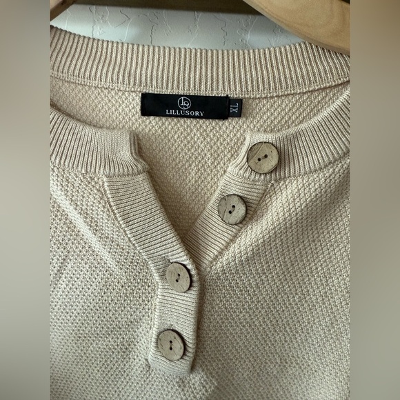 Lillusory|Tan neutral waffle knit sweatshirt with button details,Size XL•••Boho - Picture 8 of 12